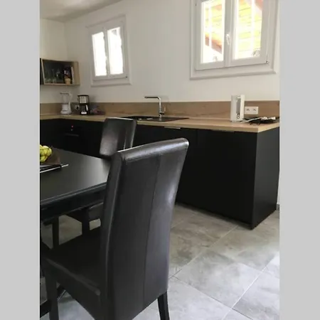 Belle Maison De Ville Avec Jardin A Ajaccio بيت للعطل أجاكسيو